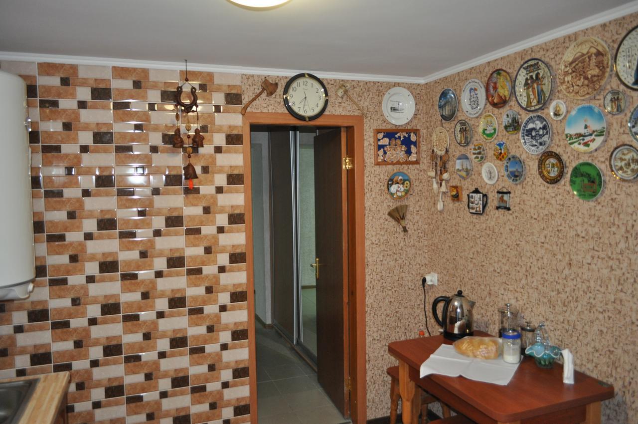 Hostel Bayit Кременчуг Экстерьер фото